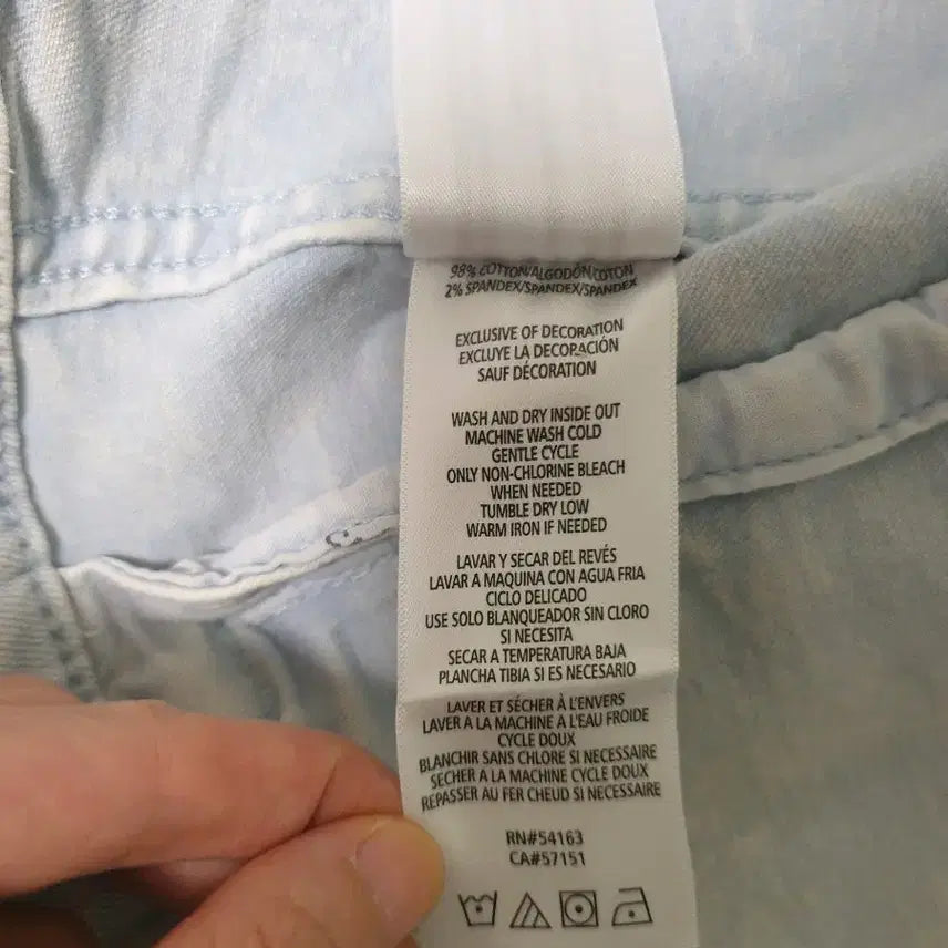 [BUNJANG] Calvin Klein Light Wash Jacket / 캘빈클라인 연청 자켓(스판)