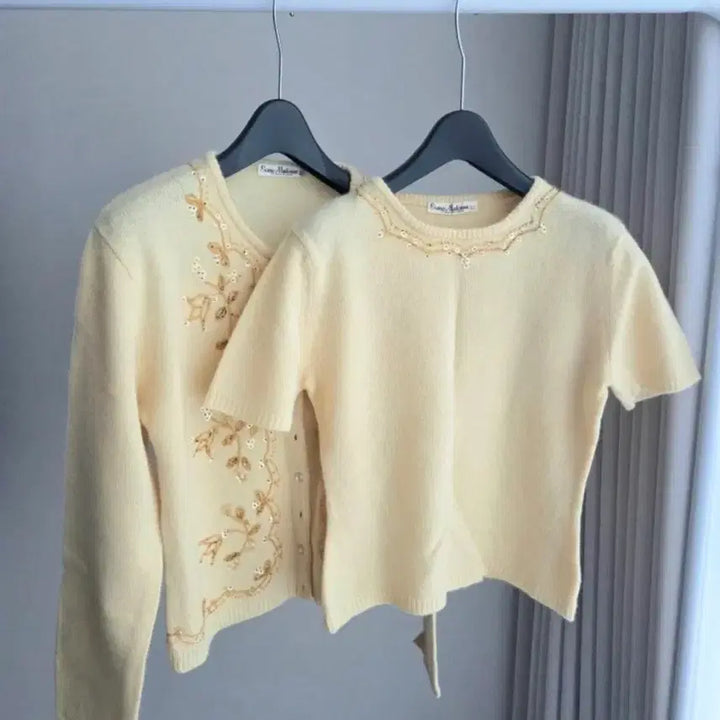 [BUNJANG] Knit Cardigan and Short-Sleeve Knit Set / 울 니트 스웨터 가디건 세트 레몬 55