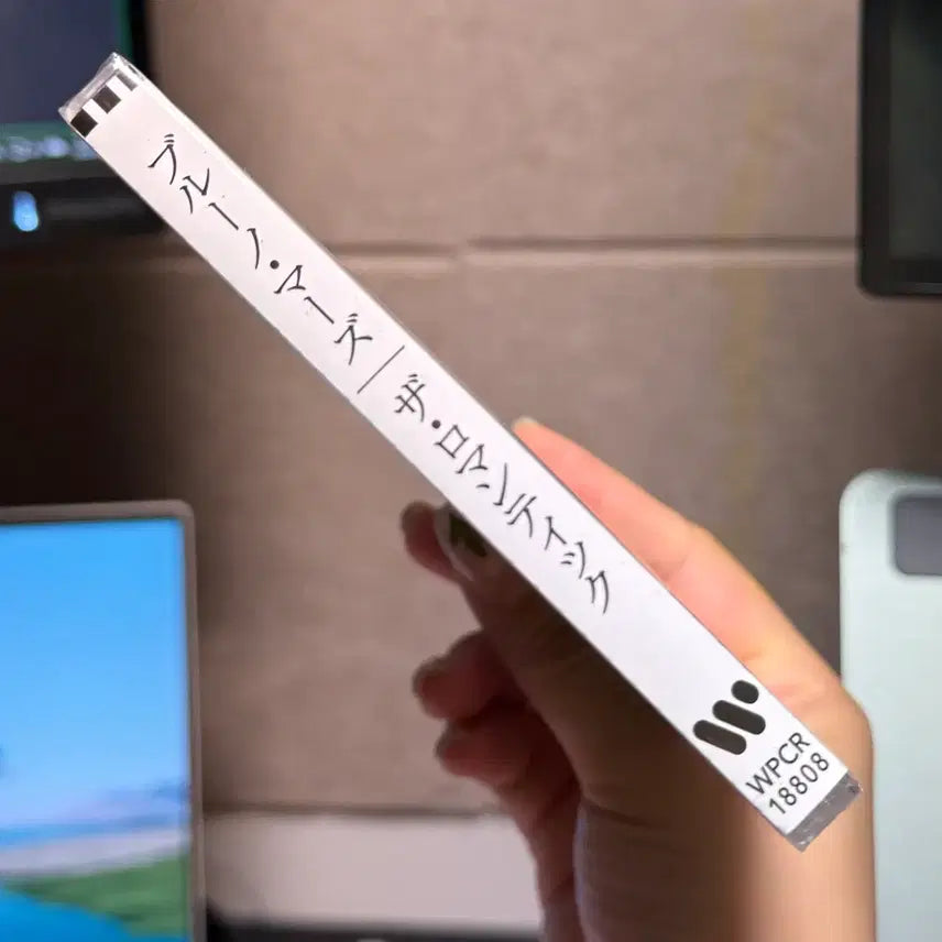 [BUNJANG] Bruno Mars The Romantic [Japan Limited] POB Acrylic Keyring / 신품) 브루노마스/The Romantic [재팬 리미티드] 특전키링 포함