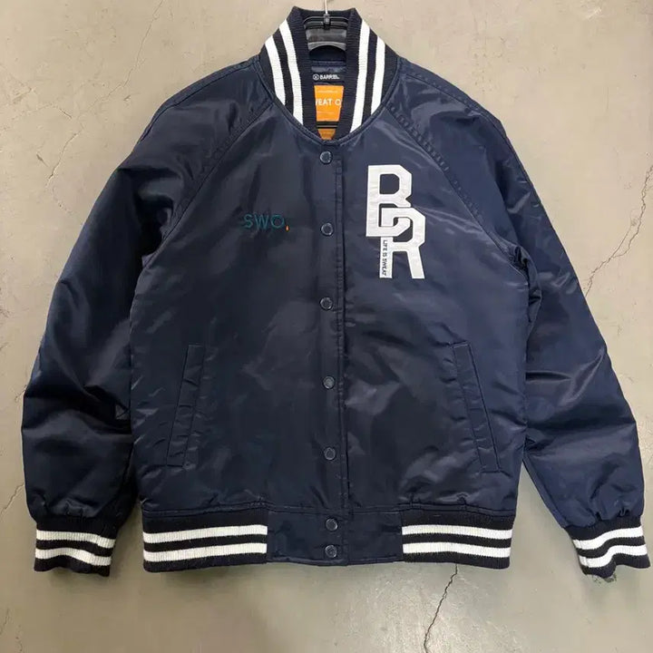 [BUNJANG] Barrel Stadium Jacket / 만원샵 배럴 스타디움 자켓 S