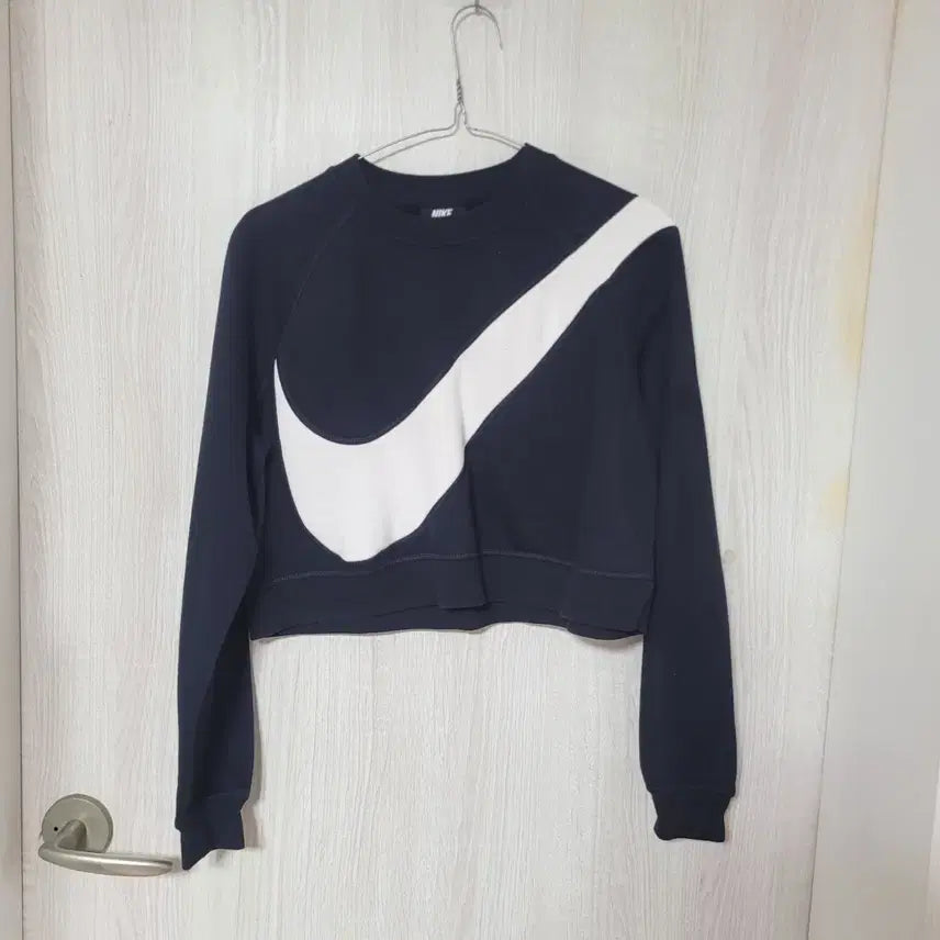 [BUNJANG] Nike Big Swoosh Crop Sweatshirt / 나이키 빅스우시 크롭 맨투맨