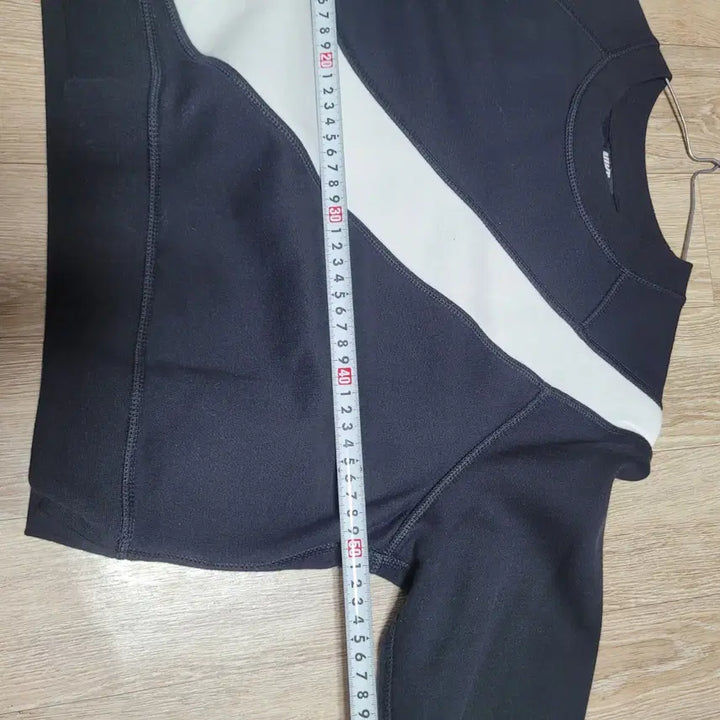 [BUNJANG] Nike Big Swoosh Crop Sweatshirt / 나이키 빅스우시 크롭 맨투맨