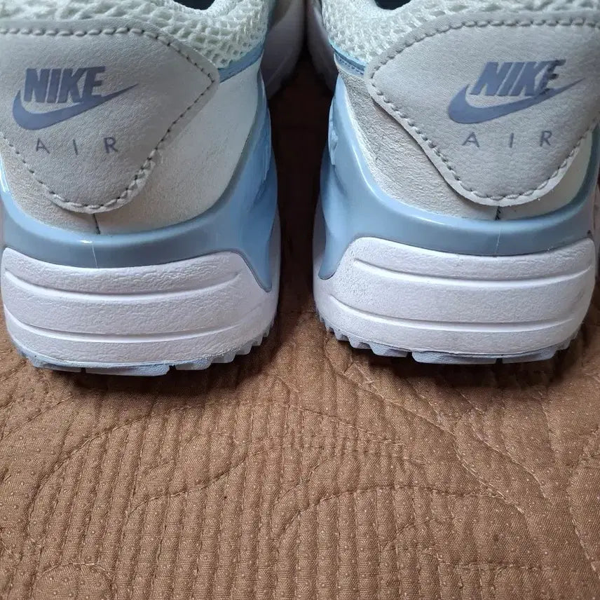 [BUNJANG] Nike Air Max System GS Sneakers / 240 나이키 에어맥스 시스템 GS 키높이 운동화 [1105]