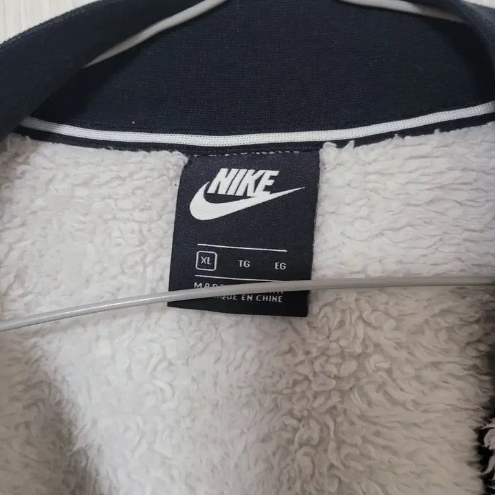 [BUNJANG] Nike Fleece Jacket Black/White (Women&