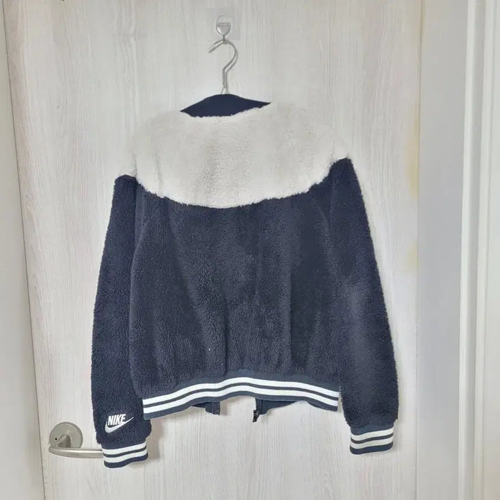 [BUNJANG] Nike Fleece Jacket Black/White (Women&