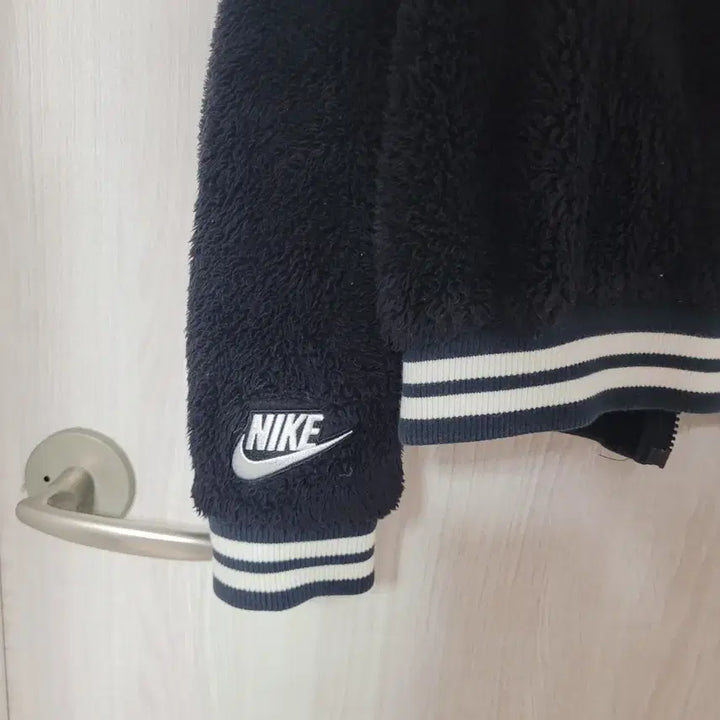 [BUNJANG] Nike Fleece Jacket Black/White (Women&