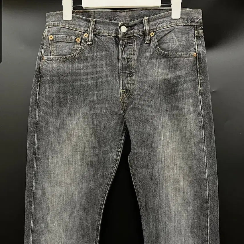 [SOLD OUT] (31인치)빈티지 리바이스 501 청바지 le133