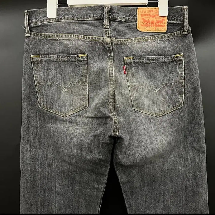 [SOLD OUT] (31인치)빈티지 리바이스 501 청바지 le133