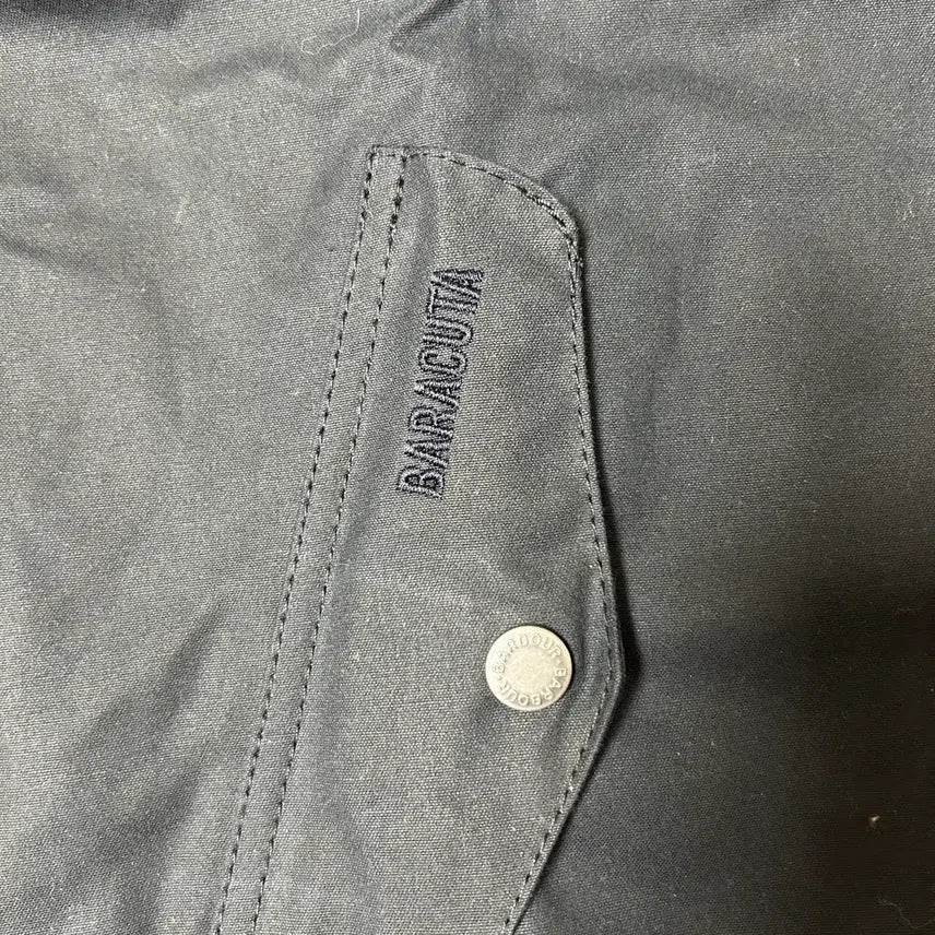 [BUNJANG] Barbour x Baracuta G9 Waxed Cotton Jacket / 바버 X 바라쿠타 왁스드 코튼 G9자켓 네이비 L