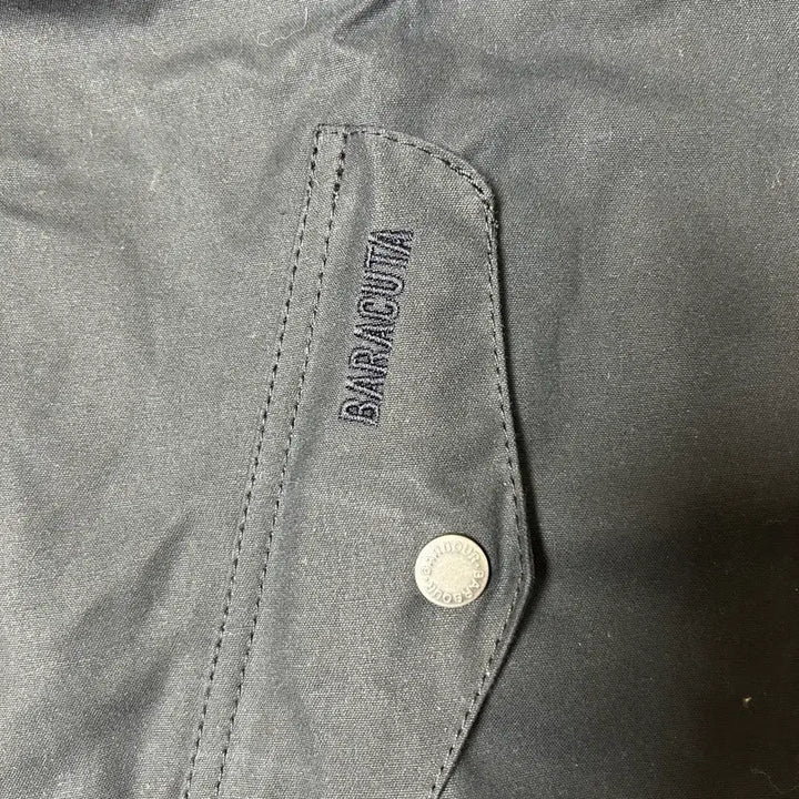 [BUNJANG] Barbour x Baracuta G9 Waxed Cotton Jacket / 바버 X 바라쿠타 왁스드 코튼 G9자켓 네이비 L
