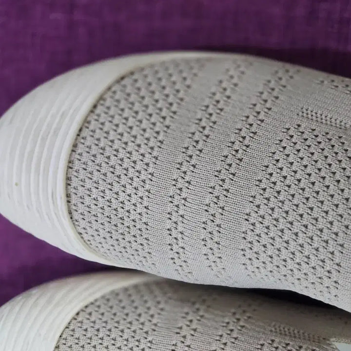 [BUNJANG] Better by Shuz Knit Slip-on Shoes (Beige) / 니트 슬립온