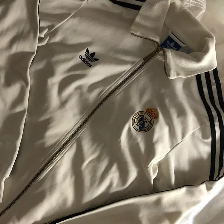 [BUNJANG] Adidas Real Madrid Track Top Jersey / 아디다스 레알마드리드 져지 트랙탑 (거의 유일 매물)