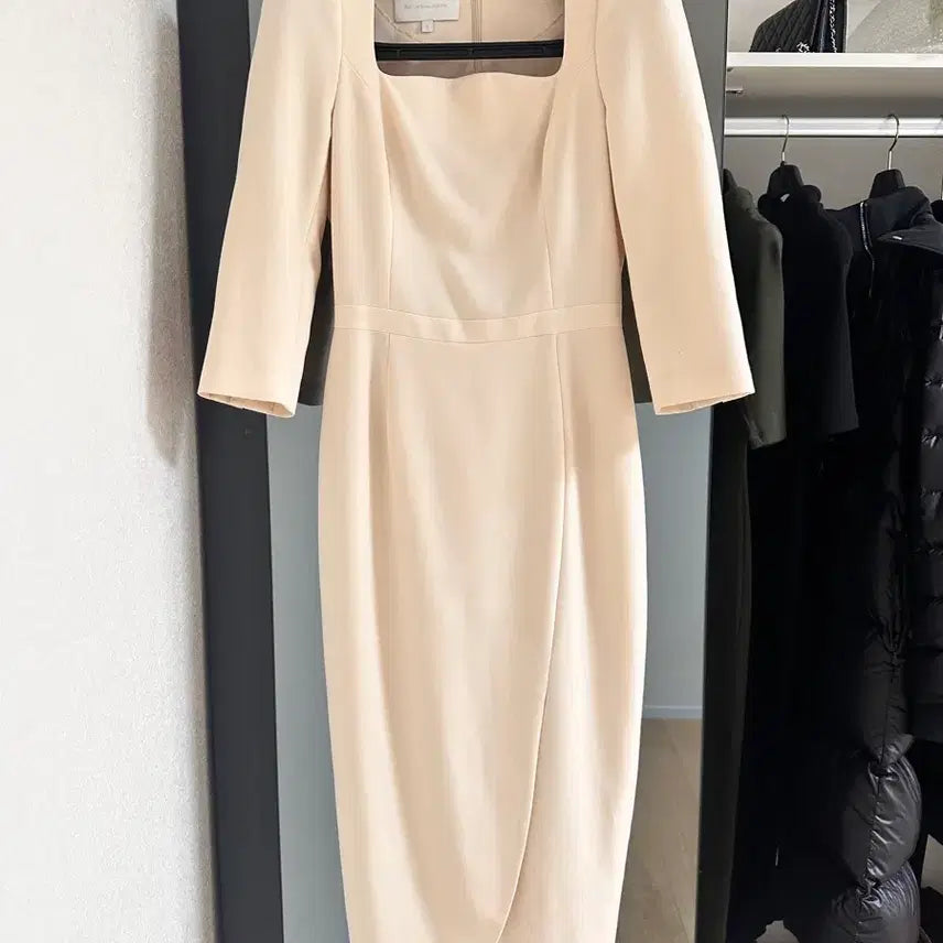 [BUNJANG] BAU Tulip Dress White / BAU 튤립 원피스 1사이즈(55) 화이트