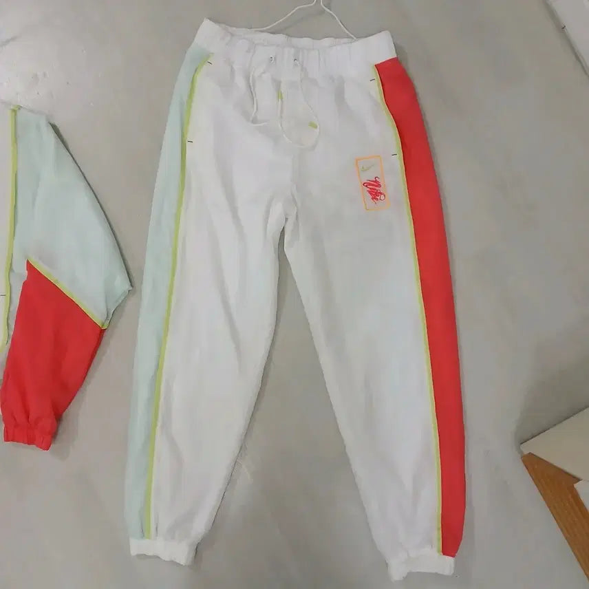 [BUNJANG] Nike Woven Jacket and Pants Set / (미사용) 나이키우븐재킷팬츠 셋업 오버핏 66~66반