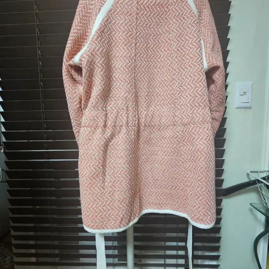 [BUNJANG] Maje Tweed Belted Jacket Coral Pink / 마쥬 트위드 벨티드 자켓 코랄 핑크