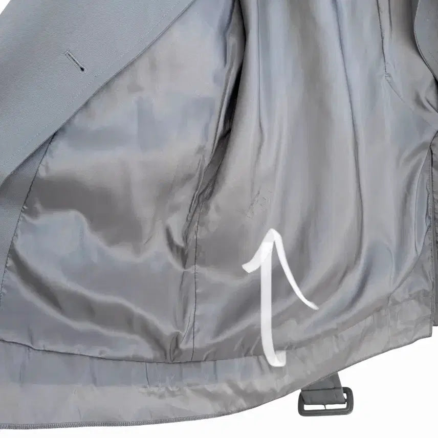 [BUNJANG] At The Bay, Layered Trench Coat / 교신안함)엣더베이글 레이어드 트렌치 코트-b급 가격 달라요