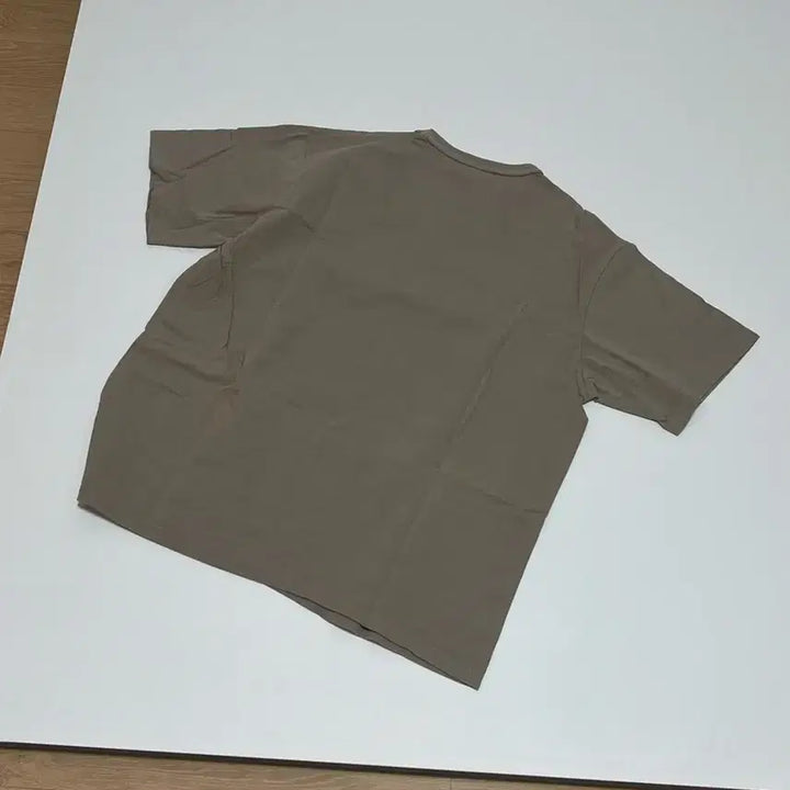 [SOLD OUT] 반스아웃피터스 반팔