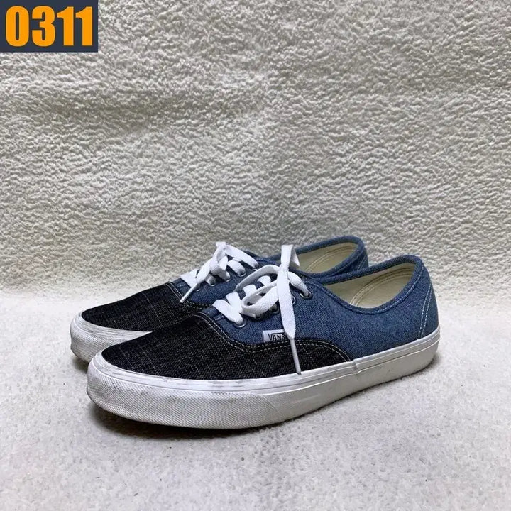 [BUNJANG] Vans Authentic Sneakers / 260 반스 어센틱 스니커즈