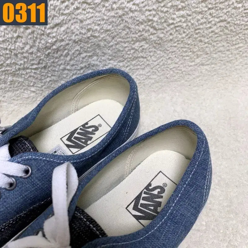 [BUNJANG] Vans Authentic Sneakers / 260 반스 어센틱 스니커즈
