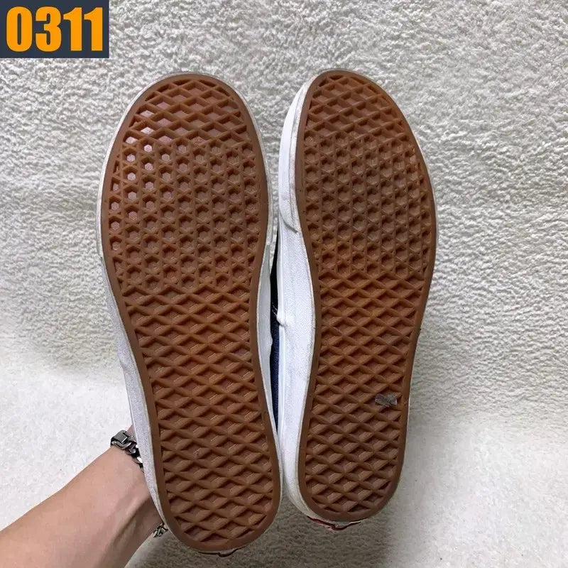 [BUNJANG] Vans Authentic Sneakers / 260 반스 어센틱 스니커즈
