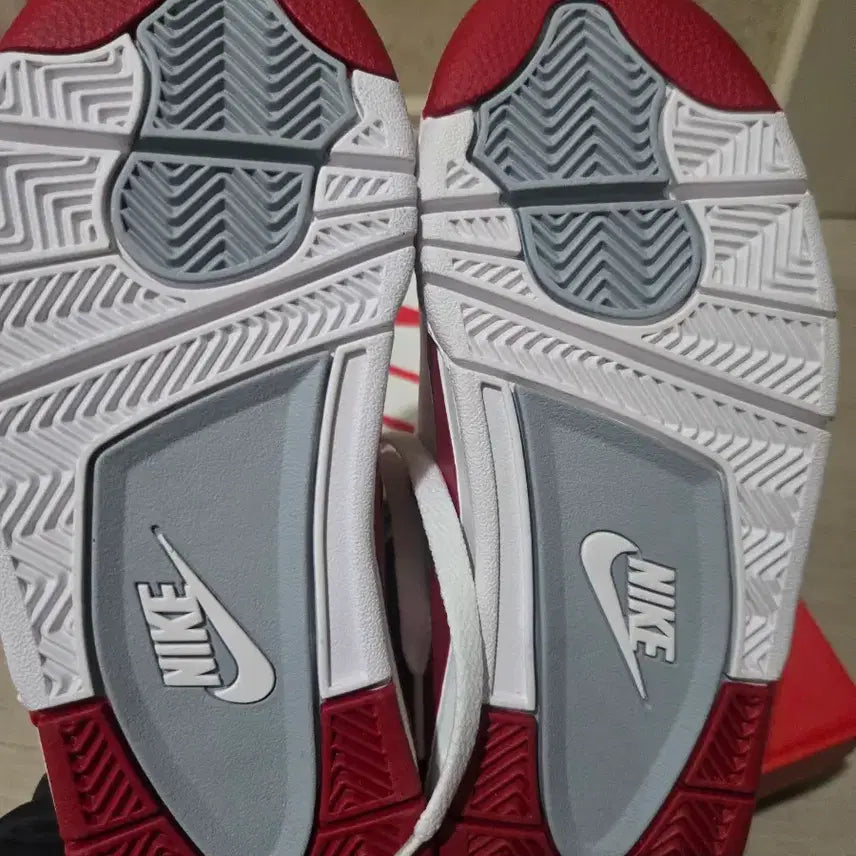 [BUNJANG] Nike Air Flight 89 (GS) 230 Sneakers / 나이키 에어플라이트 89 (GS) 230 새상품