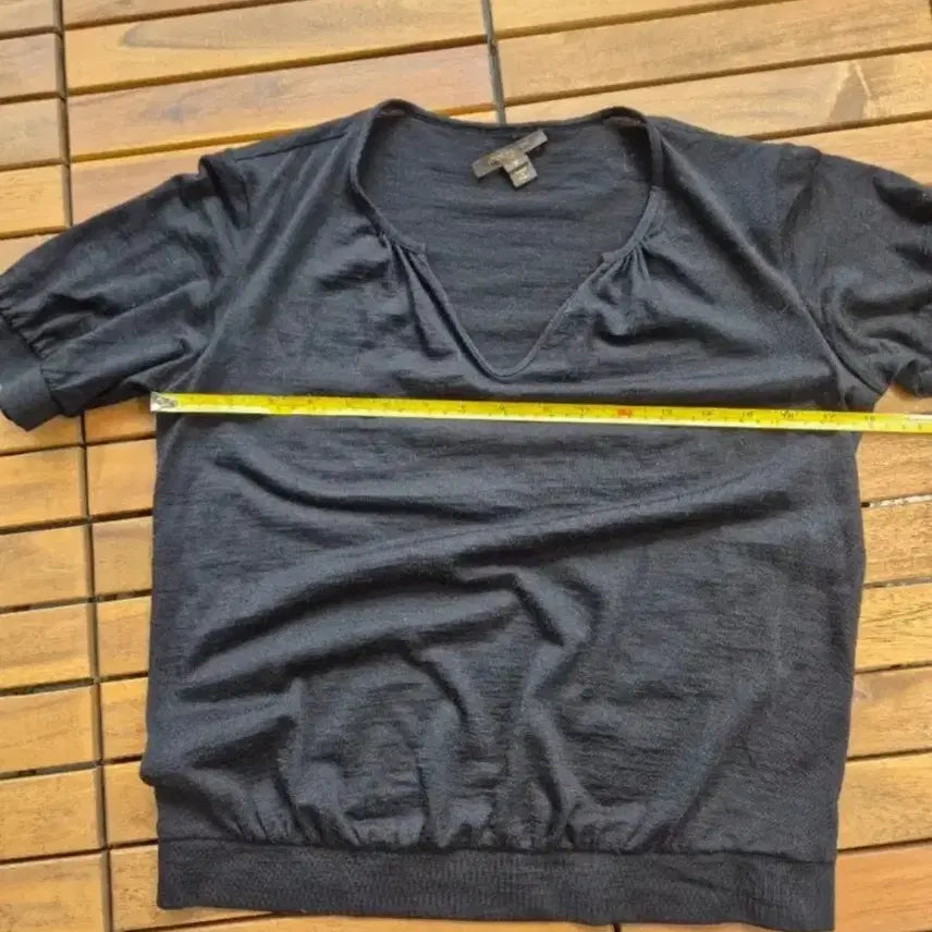 [BUNJANG] Louis Vuitton Black V-Neck T-Shirt / [정품루이비통] 블랙 브이넥