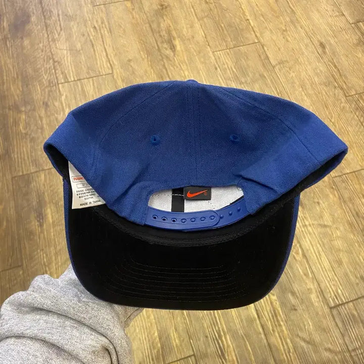 [BUNJANG] Nike Blue Swoosh Ball Cap / 1990s Nike Blue Swoosh Ball Cap