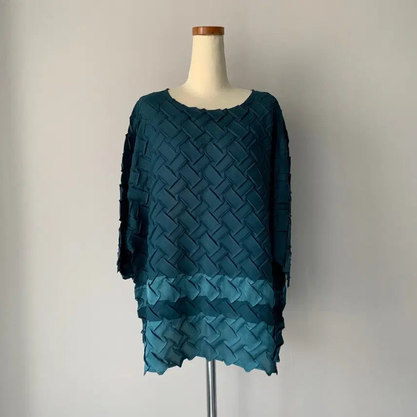 [SOLD OUT] Pleats me 플리츠 미 블라우스