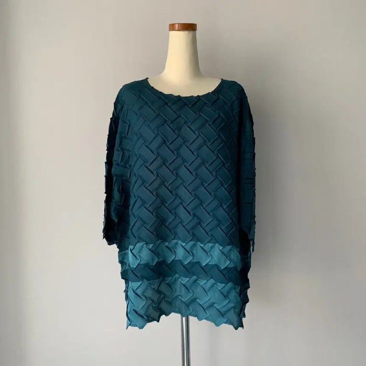 [SOLD OUT] Pleats me 플리츠 미 블라우스