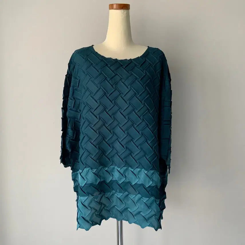 [SOLD OUT] Pleats me 플리츠 미 블라우스