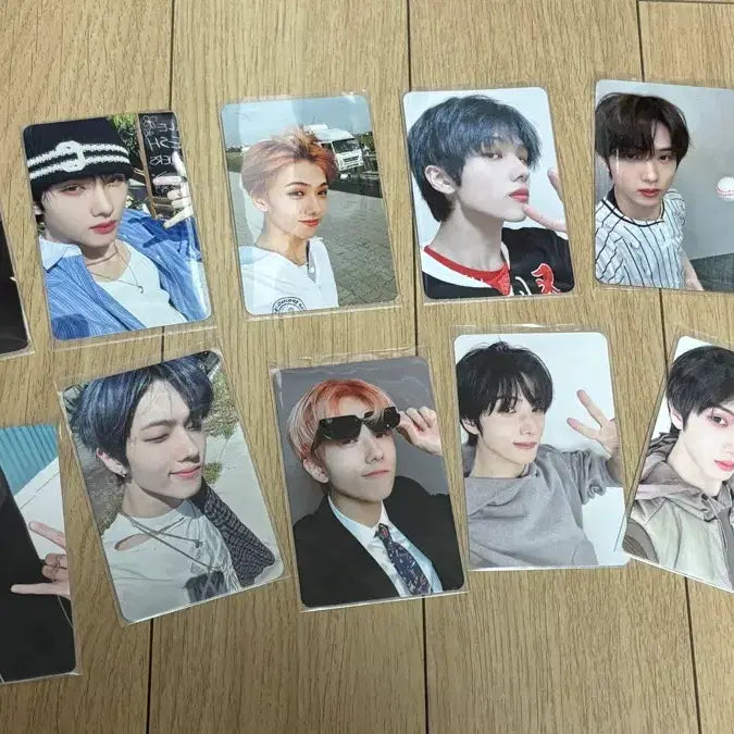 [BUNJANG] Park Jisung Photocard Bundle Set / 박지성 포카 11장