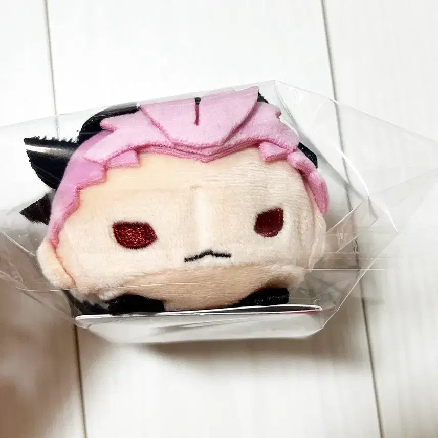 [SOLD OUT] 괴수8호 나루미 겐 노루카랴 쯔무