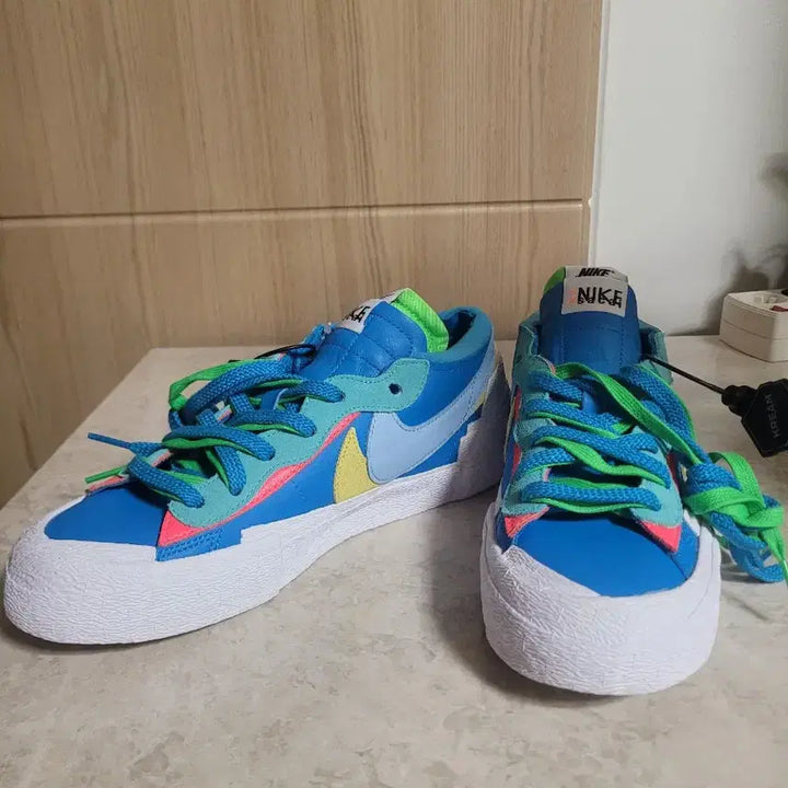 [BUNJANG] Nike Sacai KAWS Blazer Low Neptune Blue (260mm) / 나이키 x 사카이 x 카우스 블레이저 로우 넵튠 블루(260)