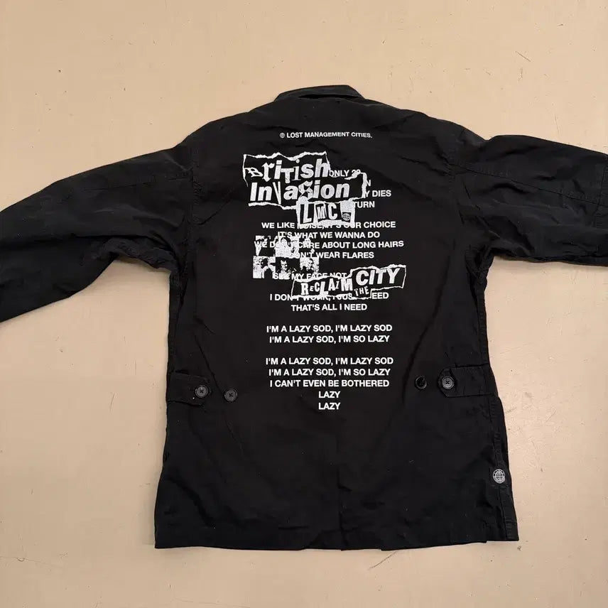 [SOLD OUT] LMC 프린팅 멀티포켓 셔츠