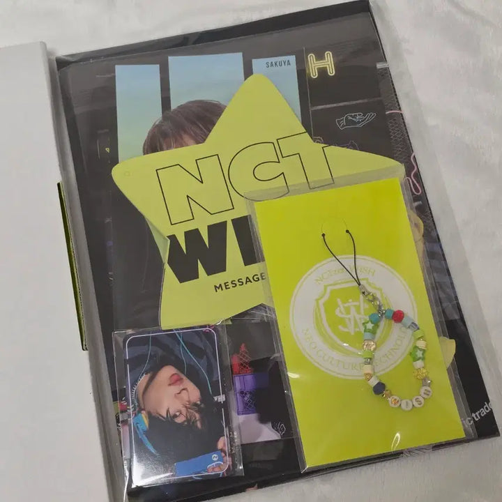 [BUNJANG] NCT WISH Riku Japan FC Special Kit + Beads Strap / 미개봉) 엔시티위시 일본 FC 스페셜 키트+비즈스트랩 (리쿠)