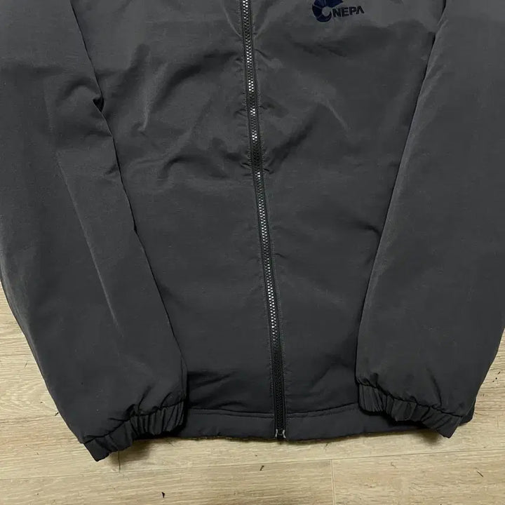 [BUNJANG] Nepa Reversible Fleece Windbreaker Jacket / 네파 리버시블 후리스 바람막이 점퍼