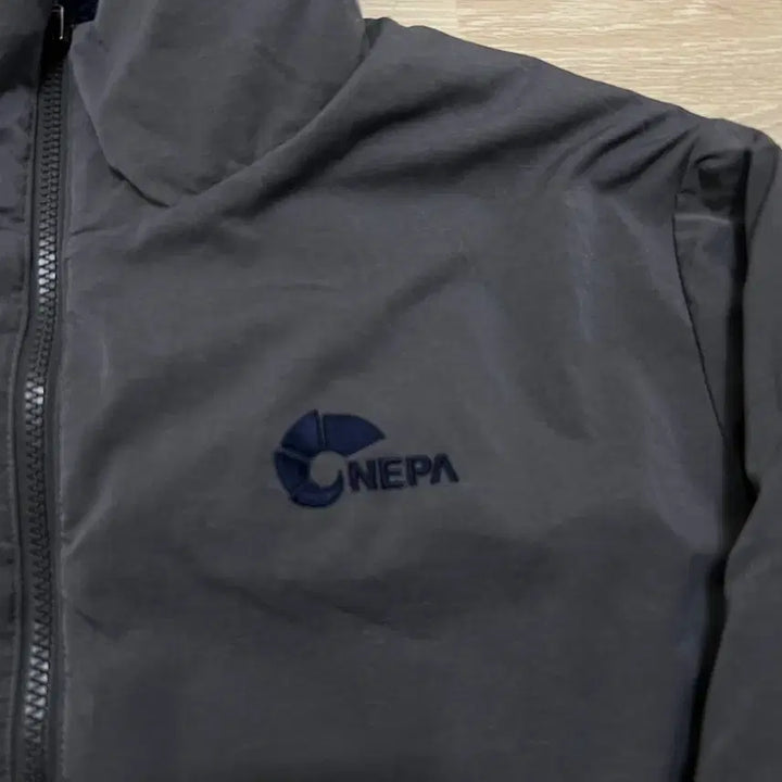 [BUNJANG] Nepa Reversible Fleece Windbreaker Jacket / 네파 리버시블 후리스 바람막이 점퍼