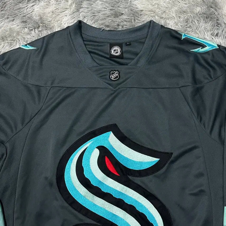 [SOLD OUT] NHL 시애틀 크라켄 하키 져지 L