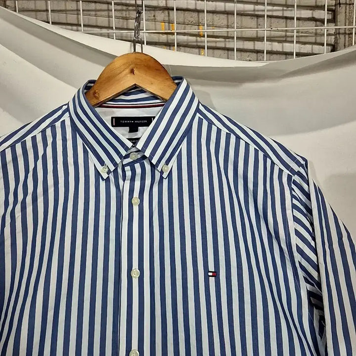 [BUNJANG] Tommy Hilfiger Stripe Shirt / [L]타미힐피거 스트라이프 셔츠(만원샵)