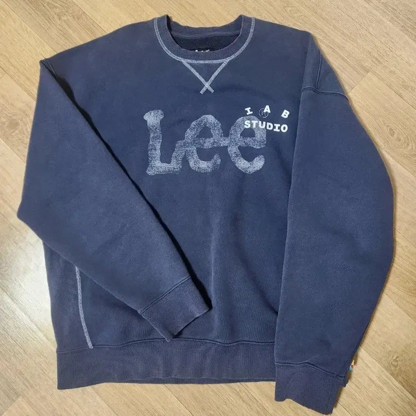 [BUNJANG] IAB Studio X Lee Pigment Sweatshirt / 아이앱 스튜디오 X 리 LEE 피그먼트 스웻셔츠