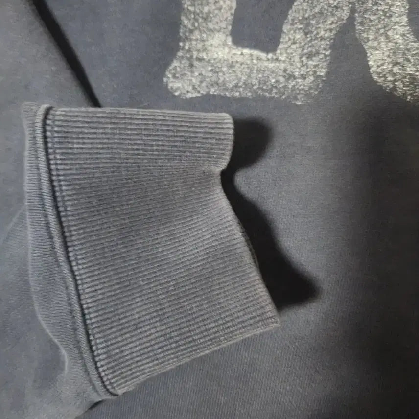 [BUNJANG] IAB Studio X Lee Pigment Sweatshirt / 아이앱 스튜디오 X 리 LEE 피그먼트 스웻셔츠
