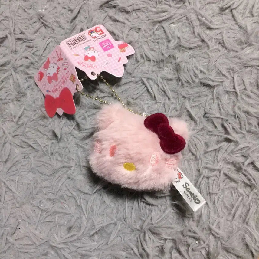 [BUNJANG] Sanrio Hello Kitty Face Mascot Fur Keychain / 고전 희귀템 산리오 정품 핑크 헬로키티 얼굴 마스코트 퍼 키링