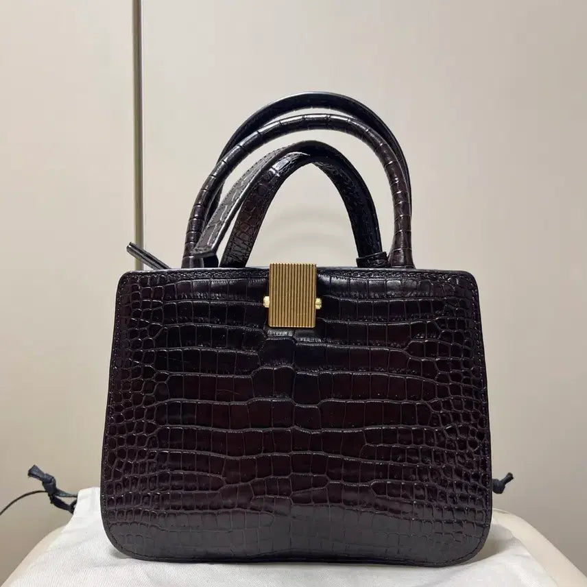 [BUNJANG] Couronne Moka Brown Croc Embossed Leather Tote Bag / 쿠론 모카브라운 크로커 엠보 소가죽 토트백 숄더백 크로스백