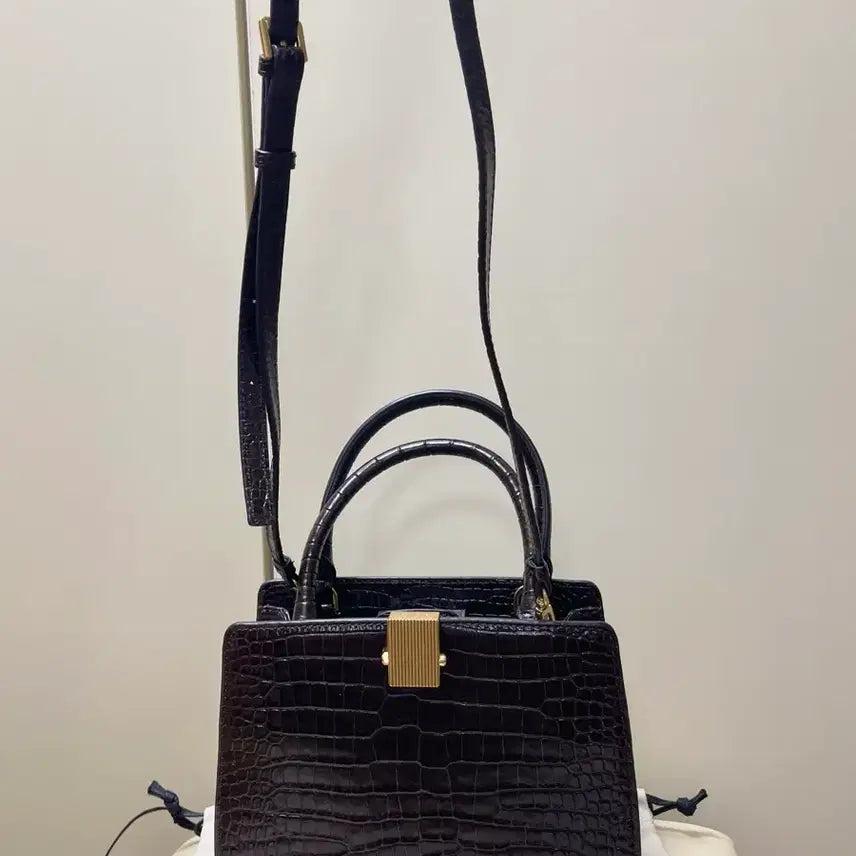[BUNJANG] Couronne Moka Brown Croc Embossed Leather Tote Bag / 쿠론 모카브라운 크로커 엠보 소가죽 토트백 숄더백 크로스백