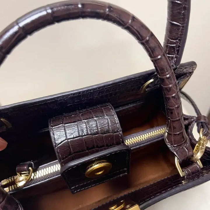 [BUNJANG] Couronne Moka Brown Croc Embossed Leather Tote Bag / 쿠론 모카브라운 크로커 엠보 소가죽 토트백 숄더백 크로스백