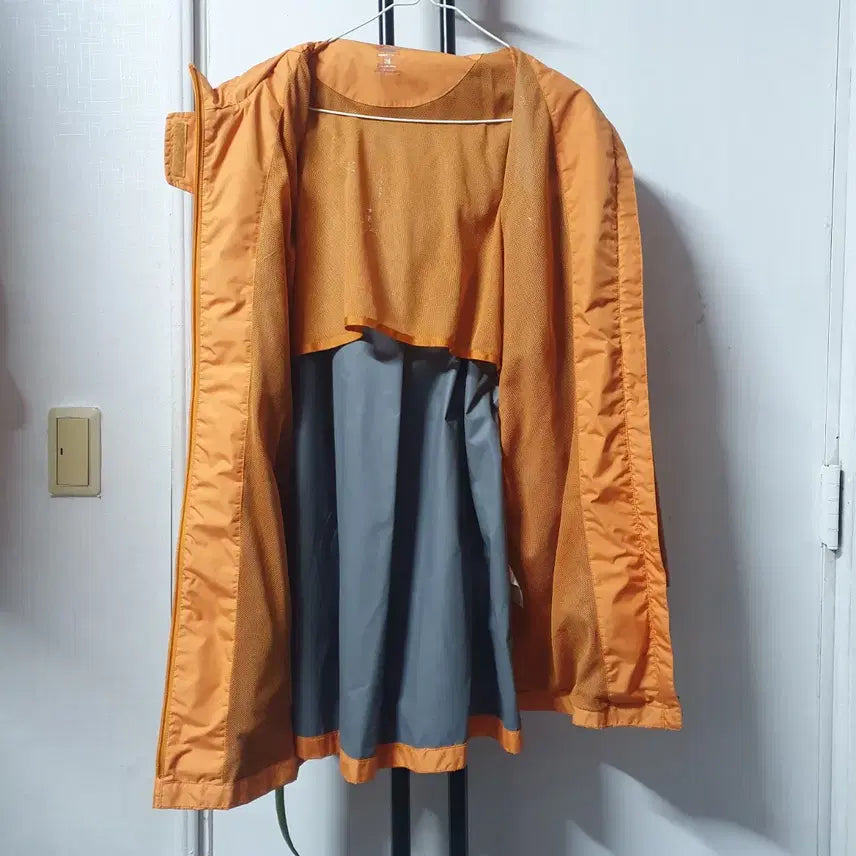 [BUNJANG] Lowe Alpine Trench Coat Orange Women&