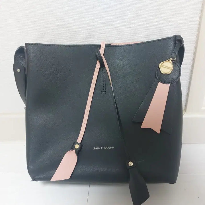 [BUNJANG] SAINT SCOTT Leather Shoulder Bag / SAINT SCOTT 가죽 숄더백+핑크포인트 싸게 판매