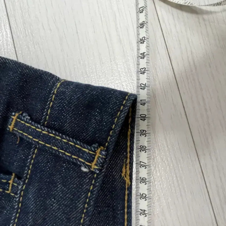 [BUNJANG] Gongbaek Selvedge Denim M Jeans / 공백 셀비지 데님 M