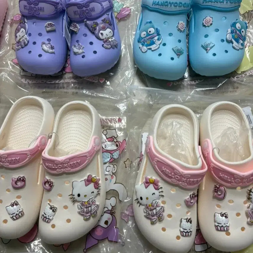 [BUNJANG] Sanrio Crocs Clog Slippers / 산리오 헬로키티, 마이멜로디, 쿠로미, 한교동 크록스 클로그 슬리퍼