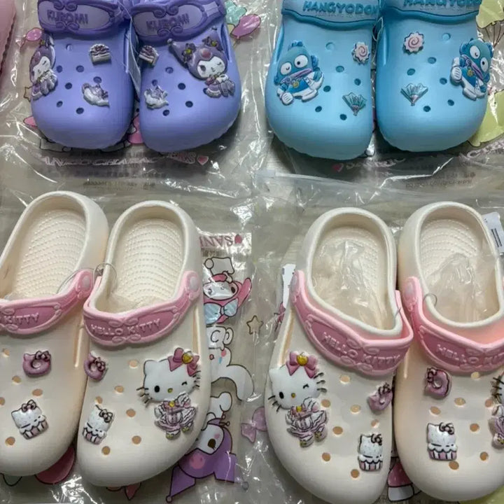 [BUNJANG] Sanrio Crocs Clog Slippers / 산리오 헬로키티, 마이멜로디, 쿠로미, 한교동 크록스 클로그 슬리퍼